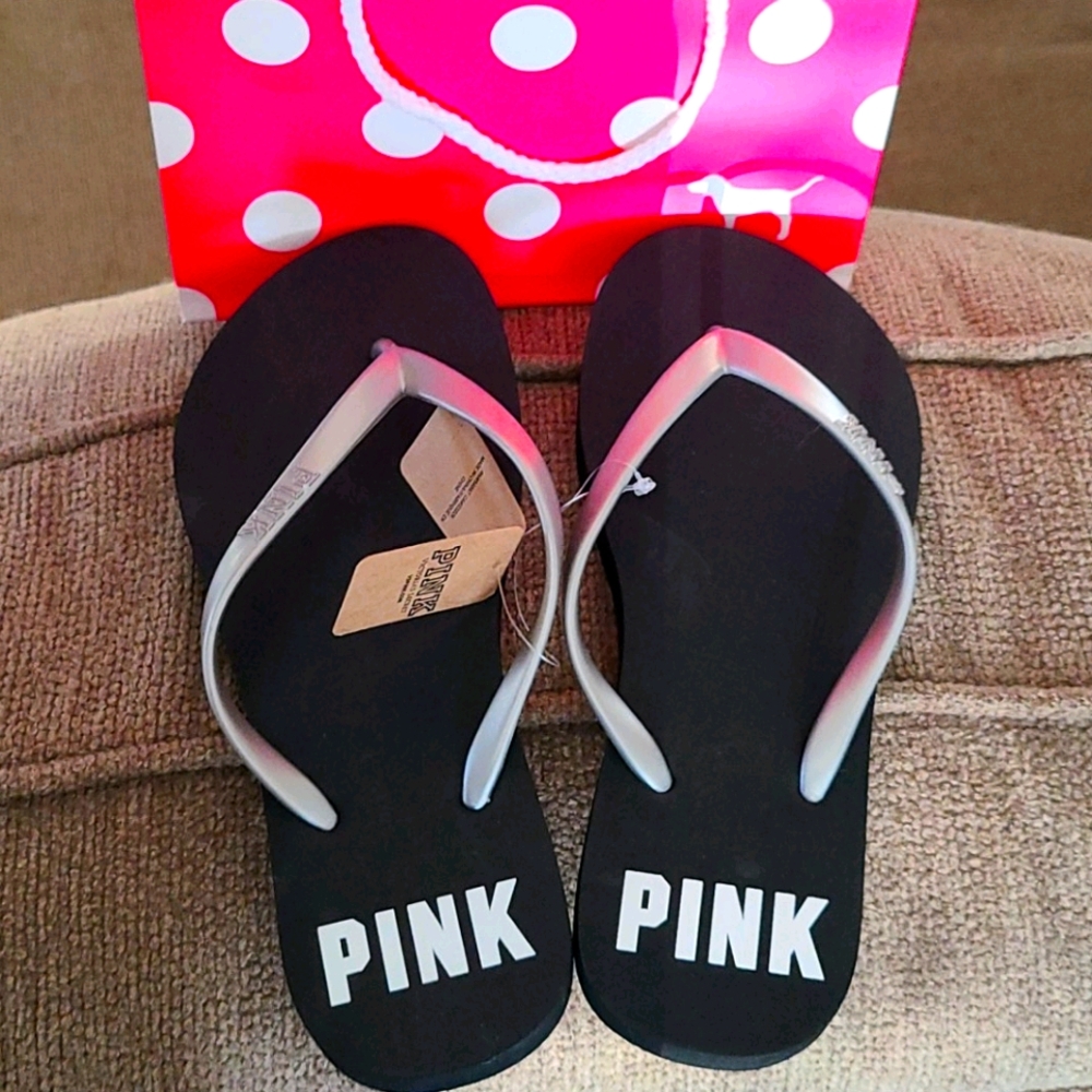 New VS PINK flip flops size S